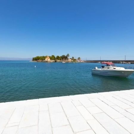 Aigli Guest House Gytheio Exterior foto