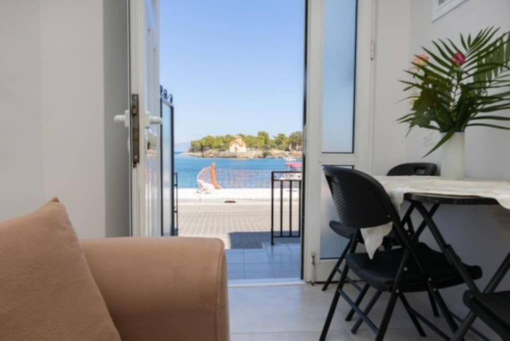 Aigli Guest House Gytheio Exterior foto